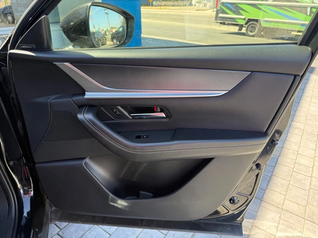 Used 2024 Black Mazda 3.3 Turbo Premium image 18
