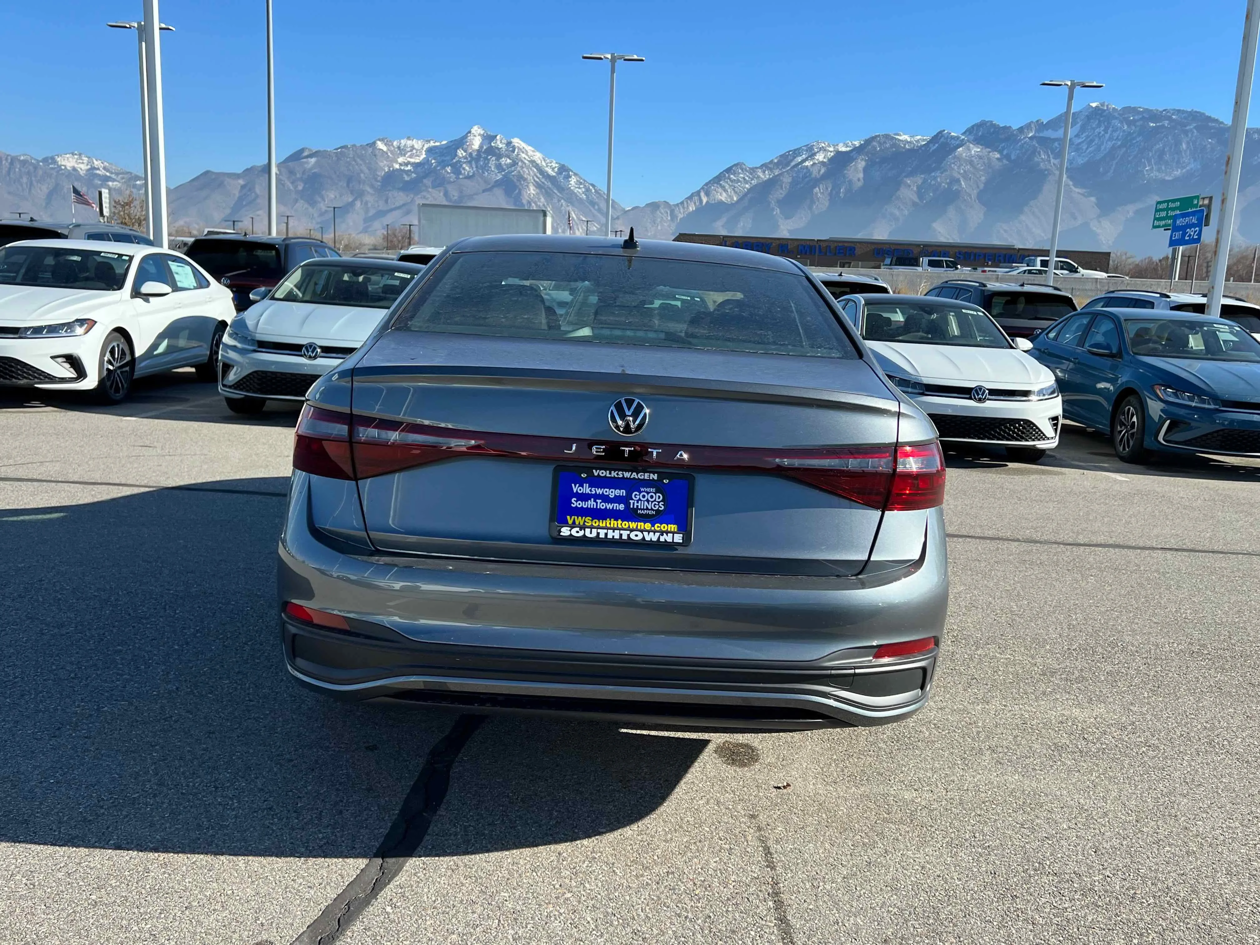 New 2026 Platinum Gray Volkswagen Sport image 10