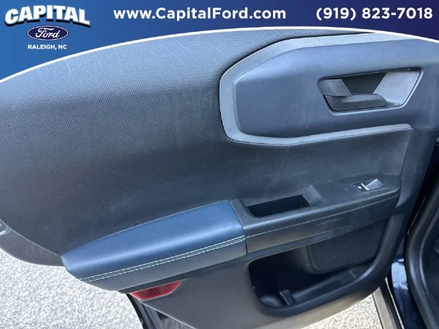Used 2022 Blue Ford Outer Banks image 17