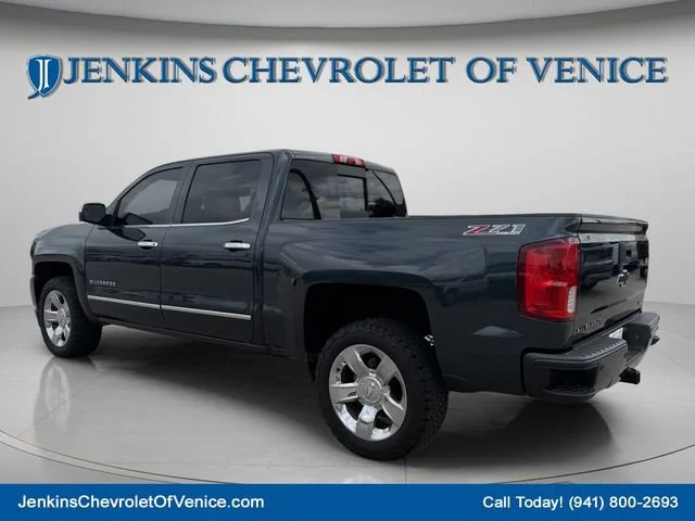 Used 2017 GRAPHITE METALLIC Chevrolet LTZ image 7