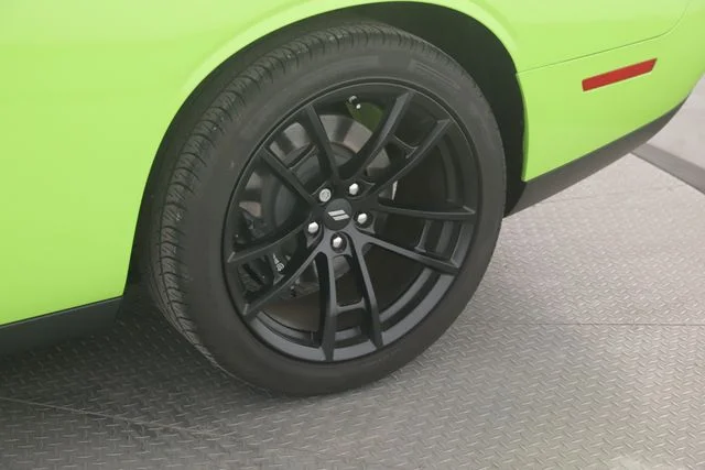 Used 2023 Green Dodge R/T Scat Pack image 14