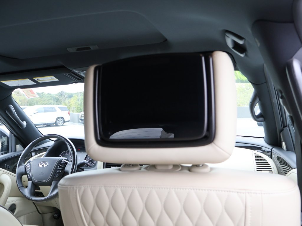 Used 2023 Moonstone White INFINITI Sensory image 17