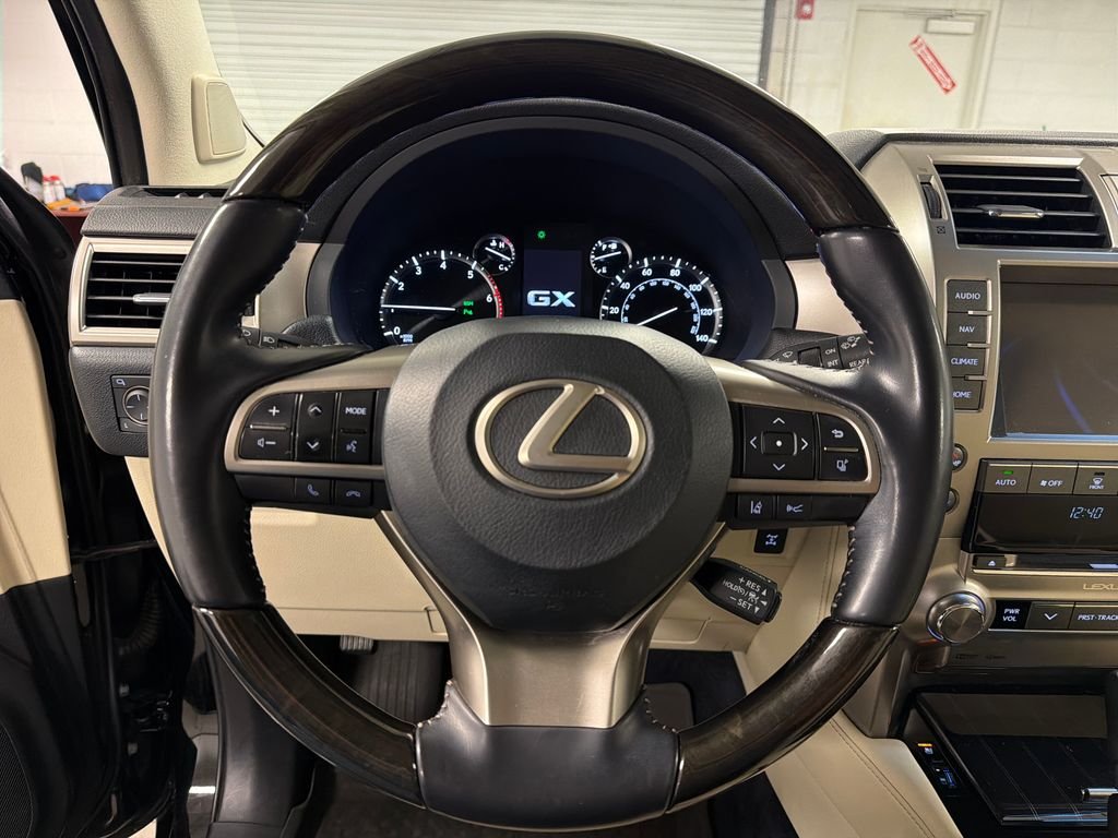 Used 2021 Black Lexus 460 image 32