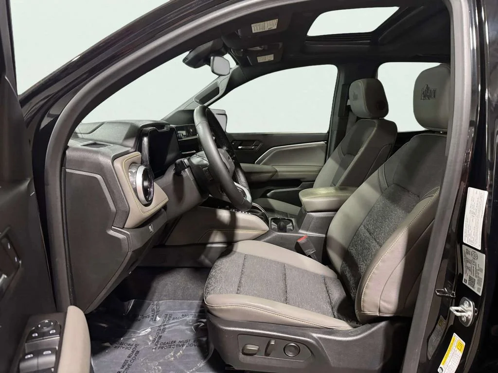 Used 2024 Black Chevrolet ZR2 image 22