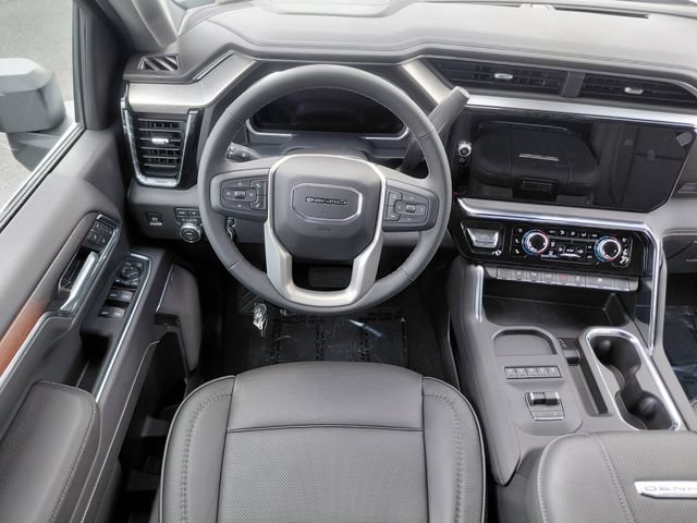 2026 GMC Sierra 3500HD Denali - Photo 18