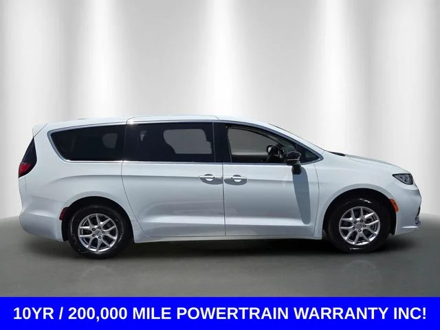 Used 2024 Bright White Clearcoat Chrysler Touring L image 6