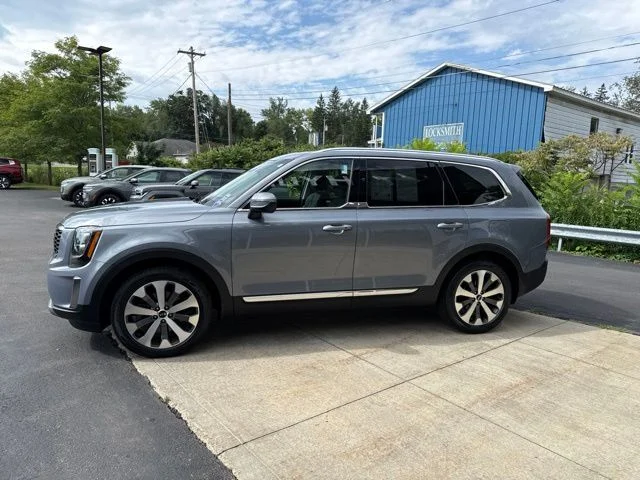 Certified Used 2021 Silver Kia EX image 6