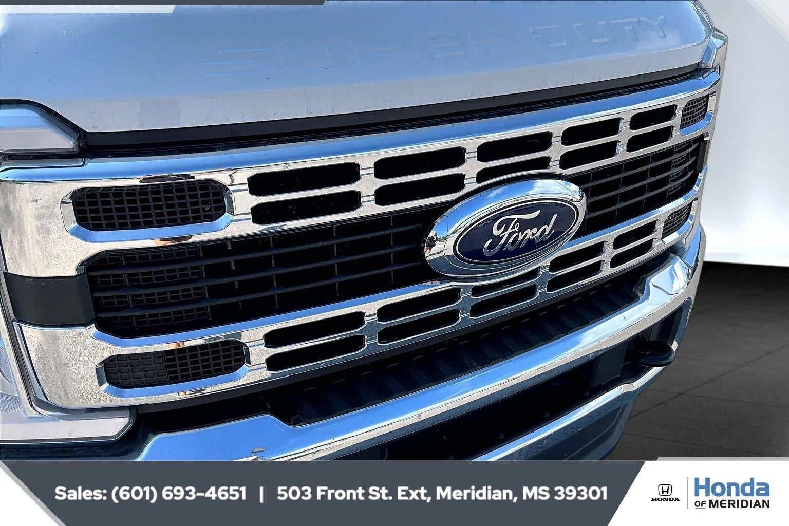 Used 2023 Oxford White Ford XLT image 21