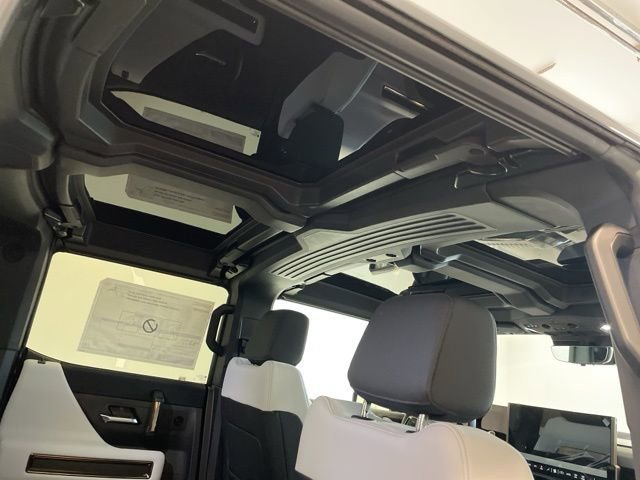 2025 GMC HUMMER EV 2X - Photo 43