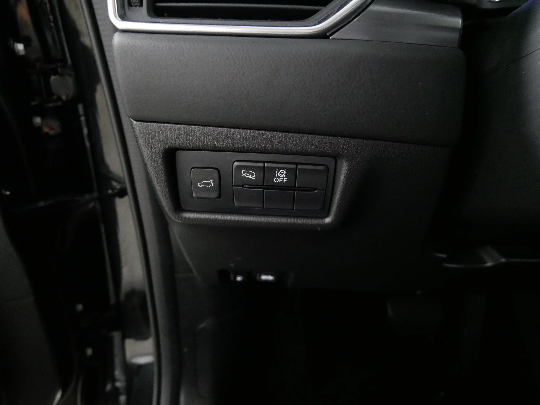 Used 2025 Jet Black Mica Mazda 2.5 S Preferred Package image 26