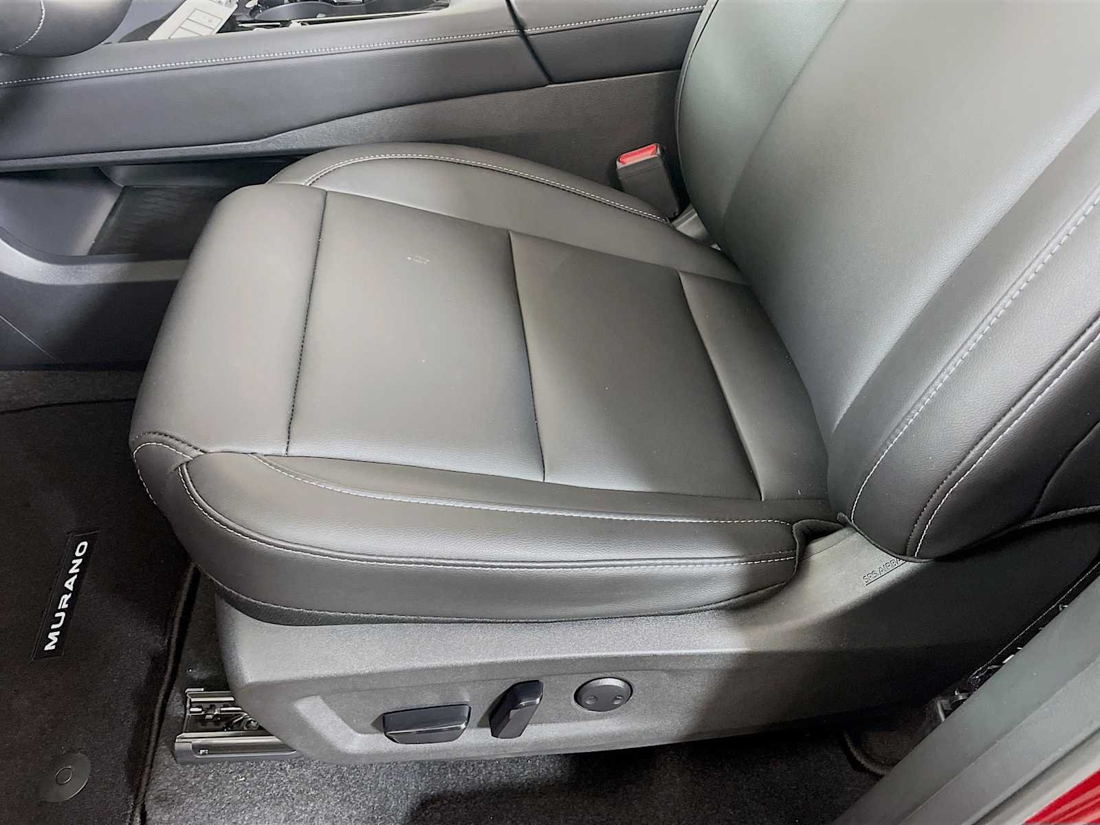 2025 Nissan Murano SL - Photo 18