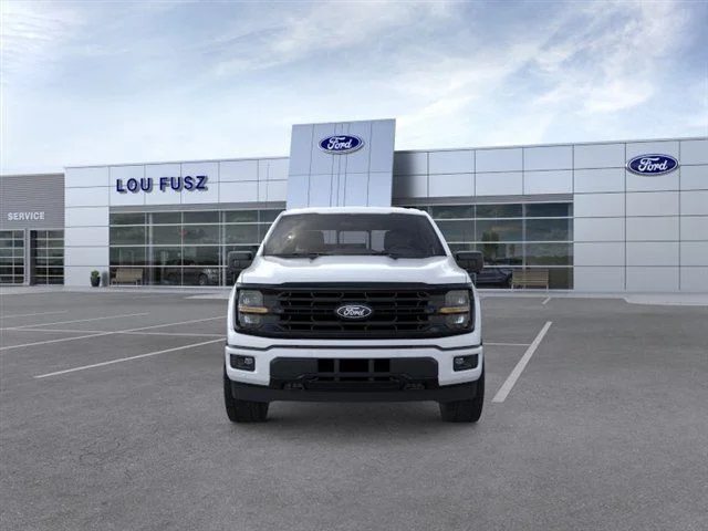 New 2026 Oxford White Ford XLT image 30
