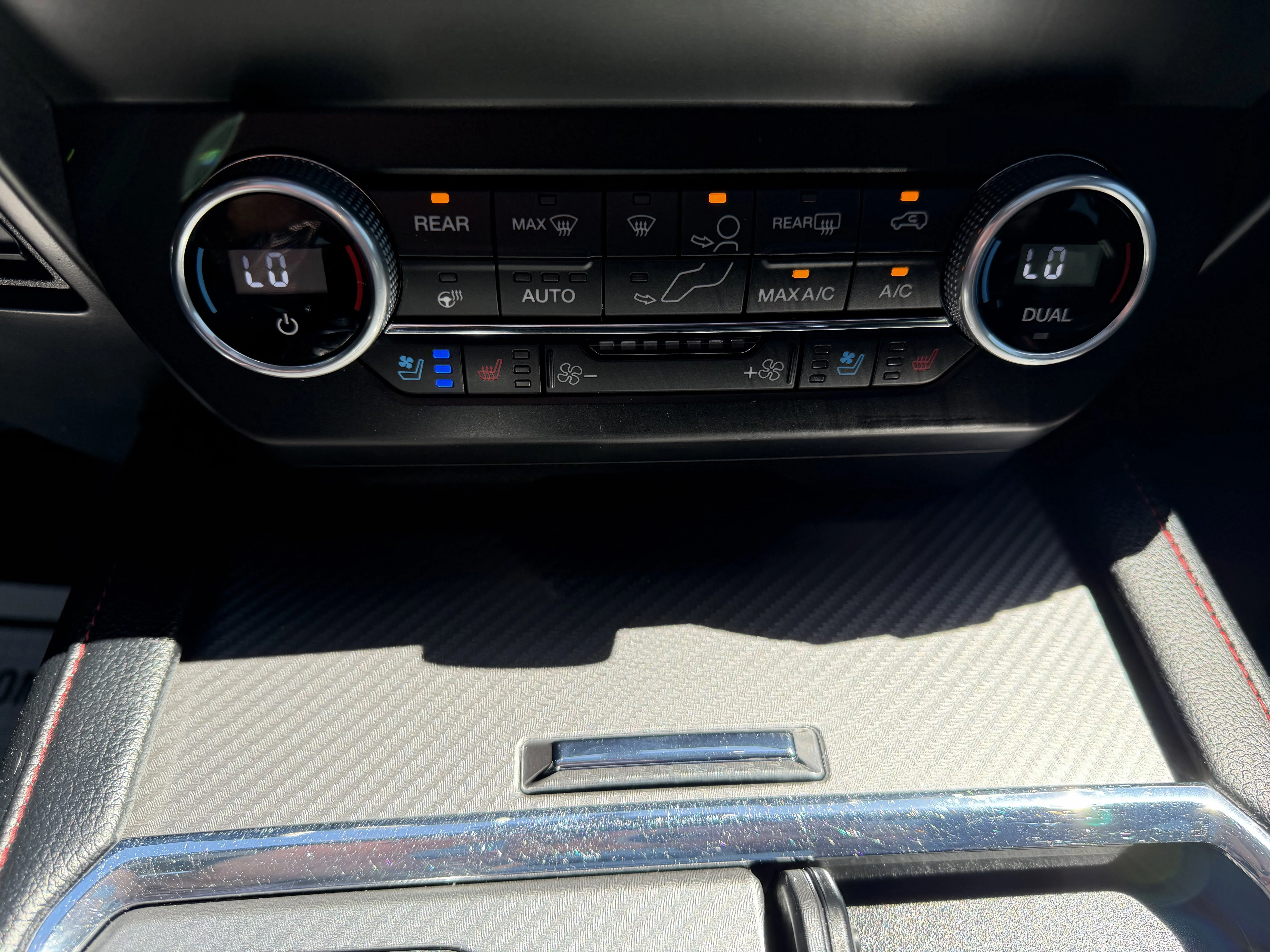 Used 2021 White Ford Limited image 22