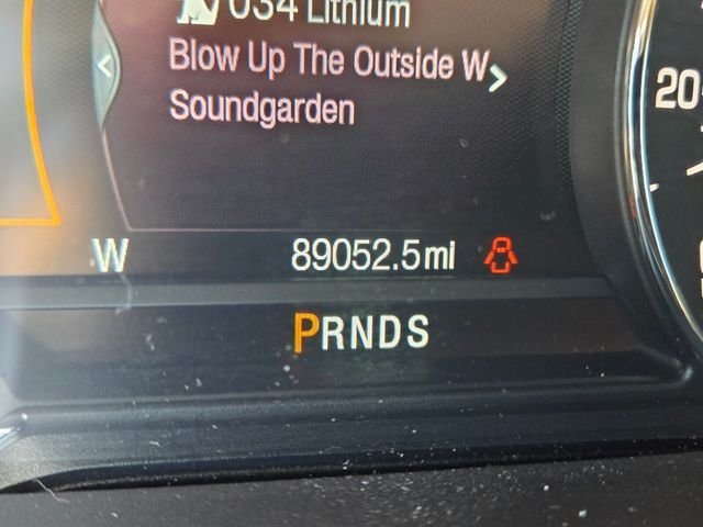 Used 2016 Platinum Lincoln Select image 25