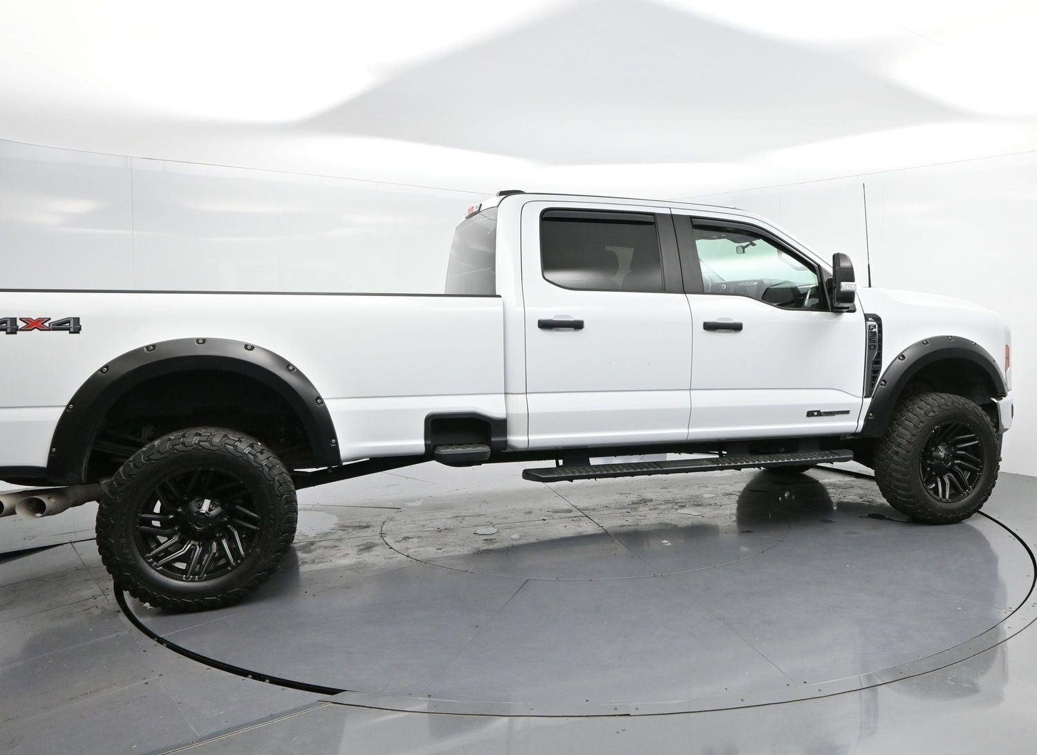 Used 2023 Oxford White Ford XL image 8