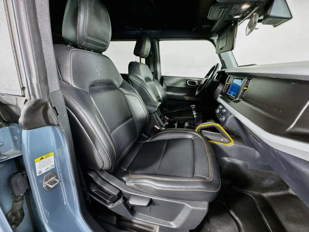 Used 2022 Gray Ford Badlands image 30
