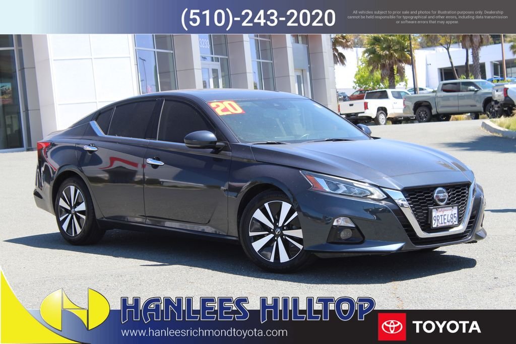 Used 2020 Blue Nissan 2.5 SL image 1