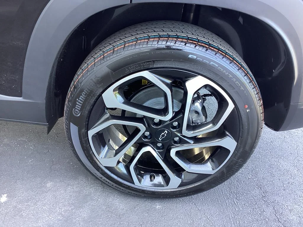 New 2026 Mosaic Black Metallic Chevrolet 2RS image 21