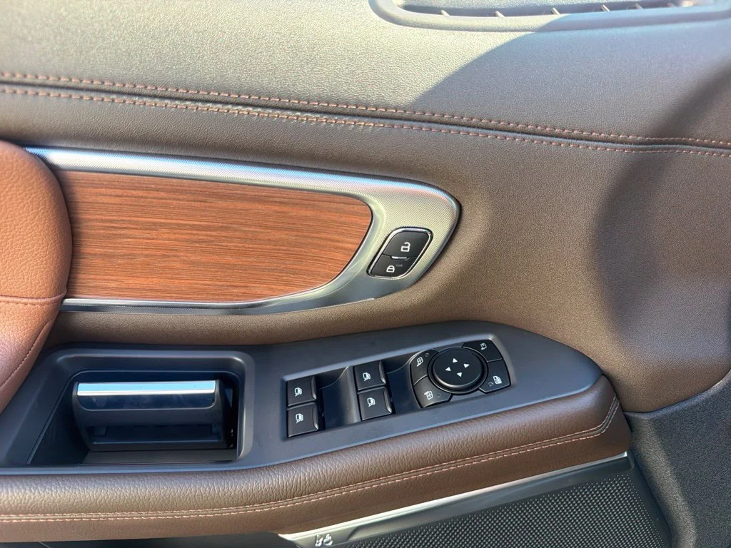 New 2027 Agate Black Metallic Ford MAX King Ranch® image 24