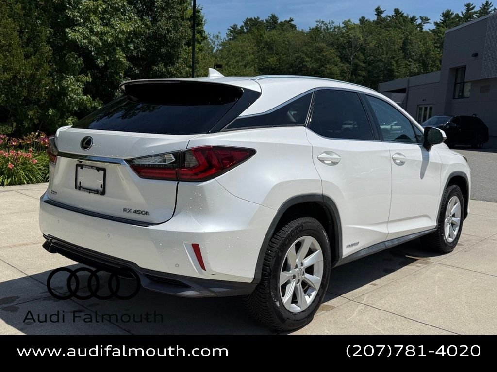 Used 2016 White Lexus 450h image 11