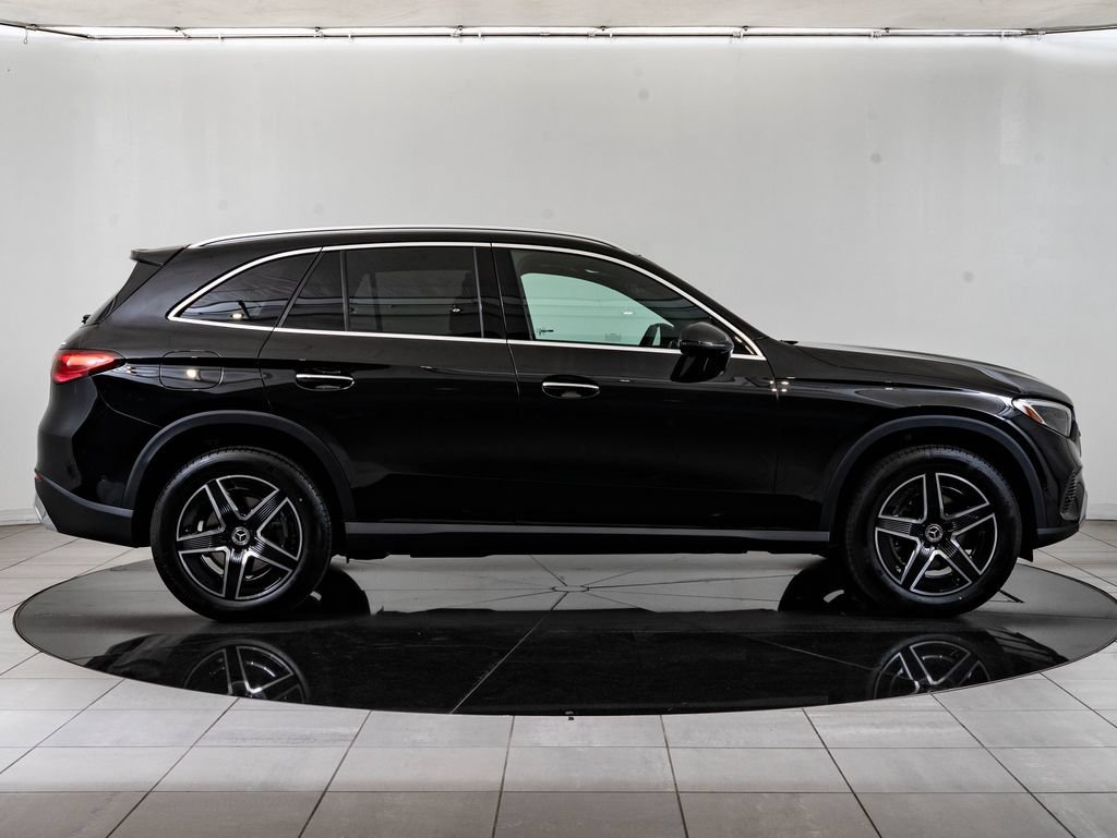 New 2026 Black Mercedes-Benz GLC 300 image 11