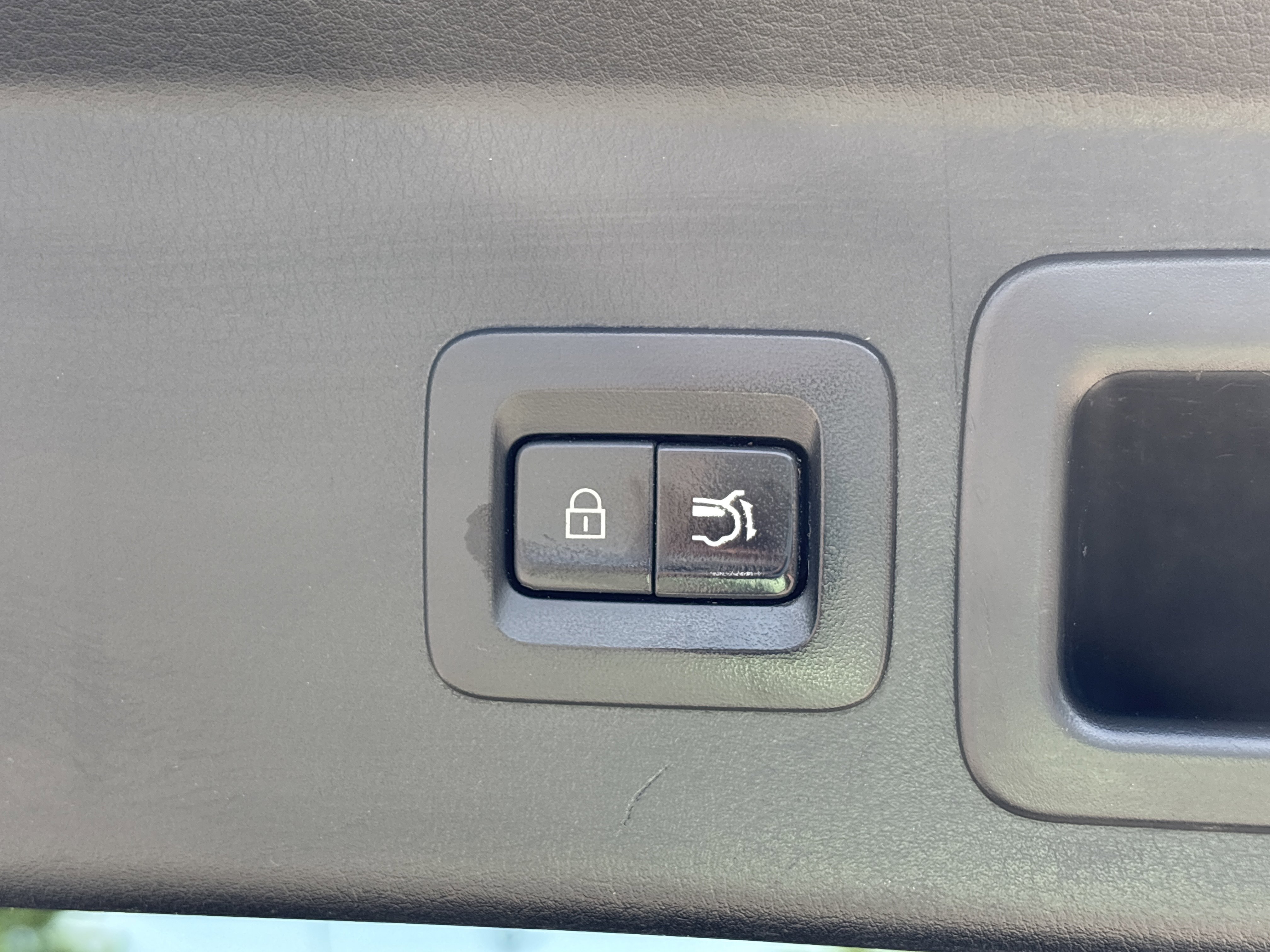 Used 2021 Jet Black Mica Mazda Premium AWD image 8