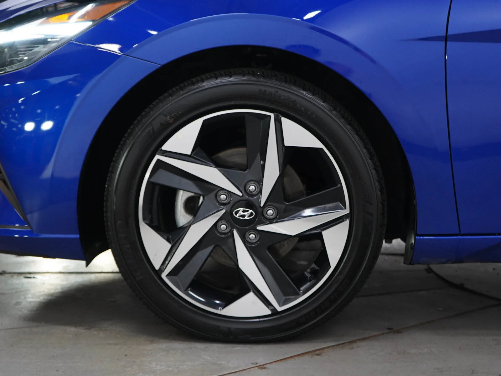 Used 2023 Intense Blue Hyundai SEL image 26