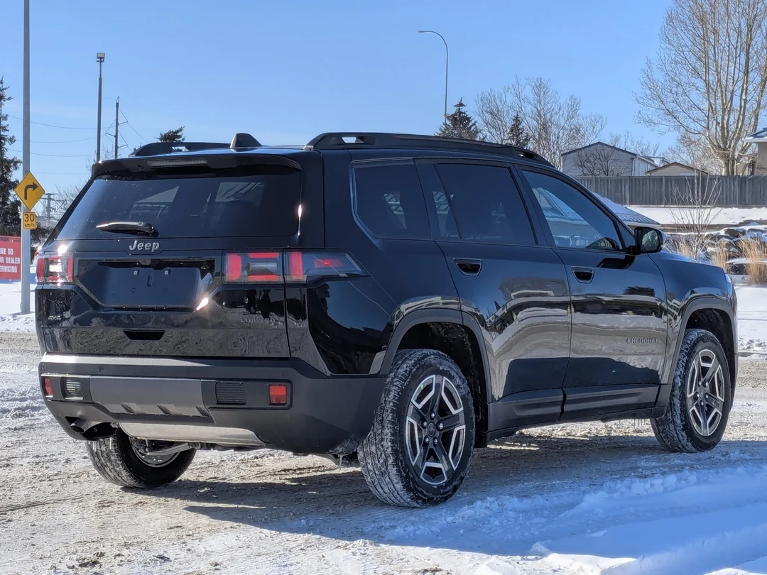 New 2026 Black Jeep Limited - - 4x4 - 1.6L Hybrid - Tech Group - Navigation - 9 Speakers - Hands-free Liftgate & More! image 8