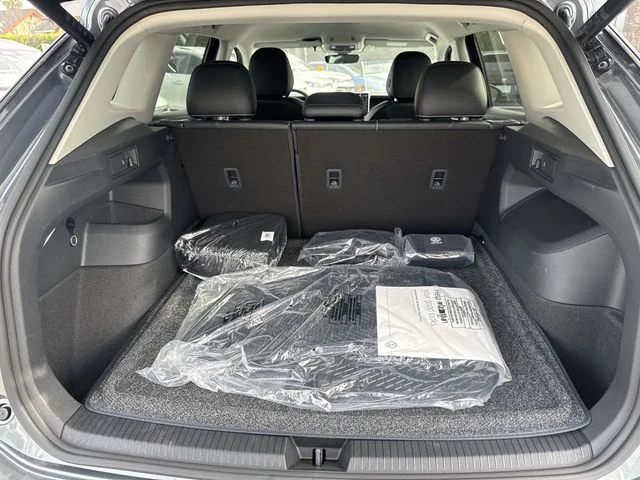 2026 Volkswagen Tiguan photo 5
