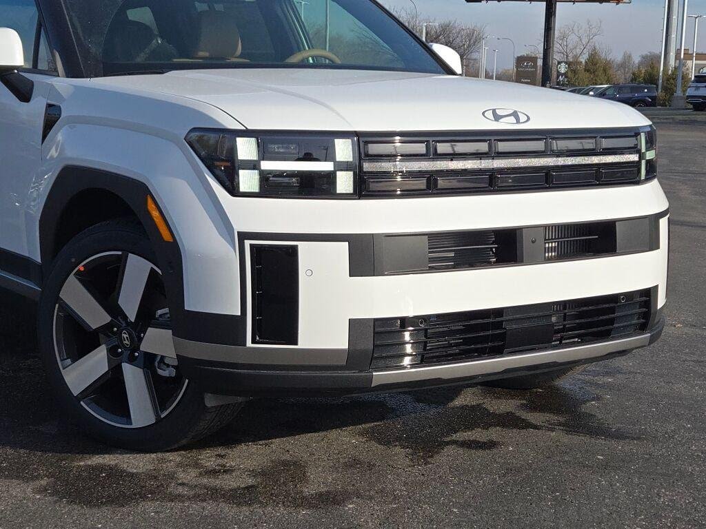 New 2026 White Hyundai Limited AWD image 2