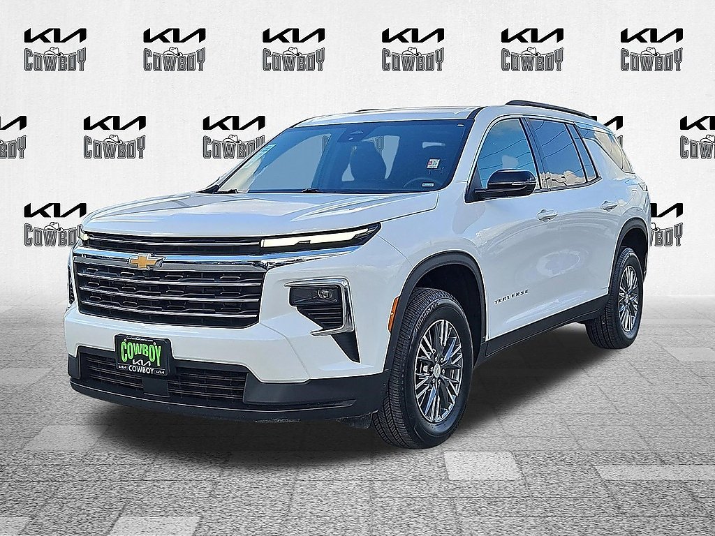 Used 2026 Summit White Chevrolet LT image 3