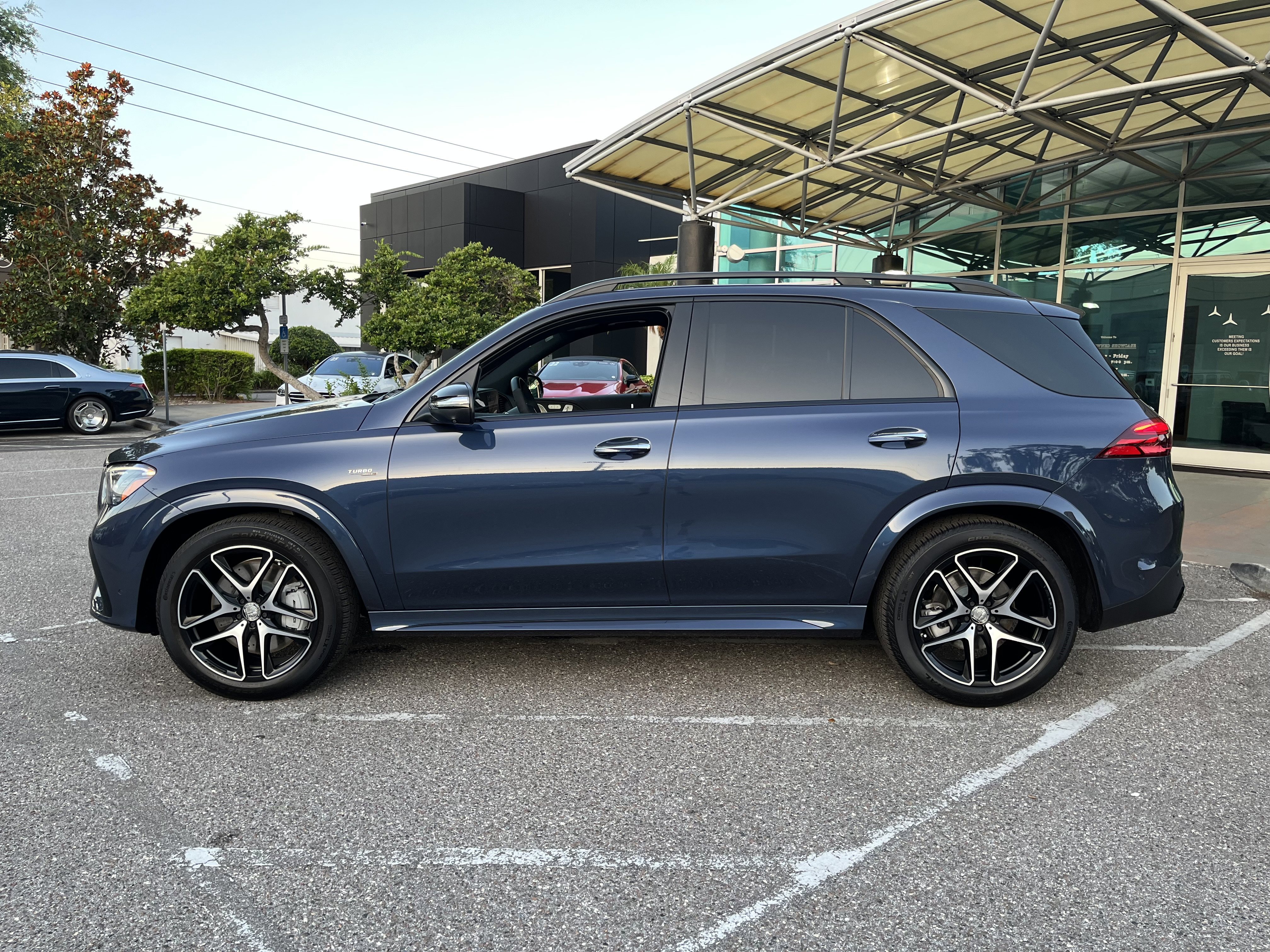 New 2025 TWILIGHT_BLUE Mercedes-Benz AMG® GLE 53 image 6