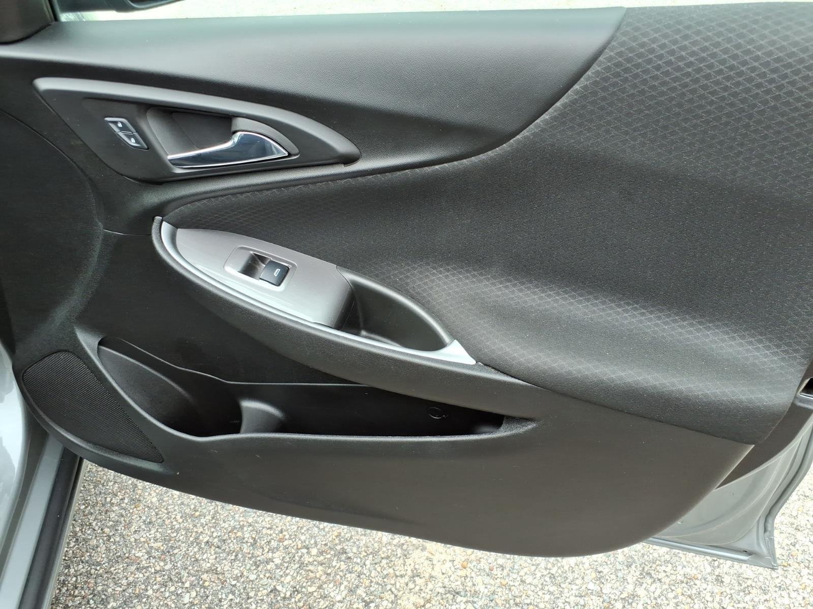 Used 2025 Sterling Gray Metallic Chevrolet LT image 23