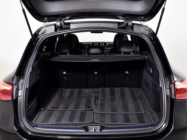 Certified Used 2025 Black Mercedes-Benz GLC 300 image 38
