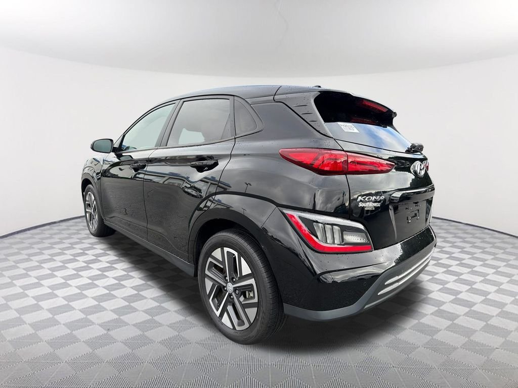 Certified Used 2023 Black Hyundai Limited image 7