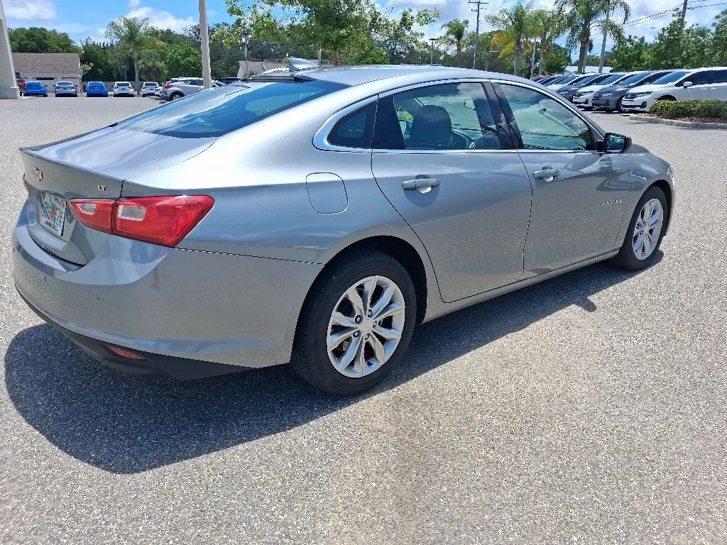 Used 2024 Gray Chevrolet LT image 5