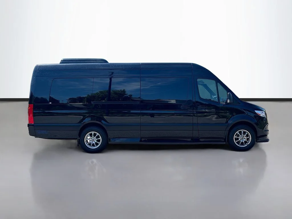 Used 2022 Black Mercedes-Benz Cargo 170 WB image 2