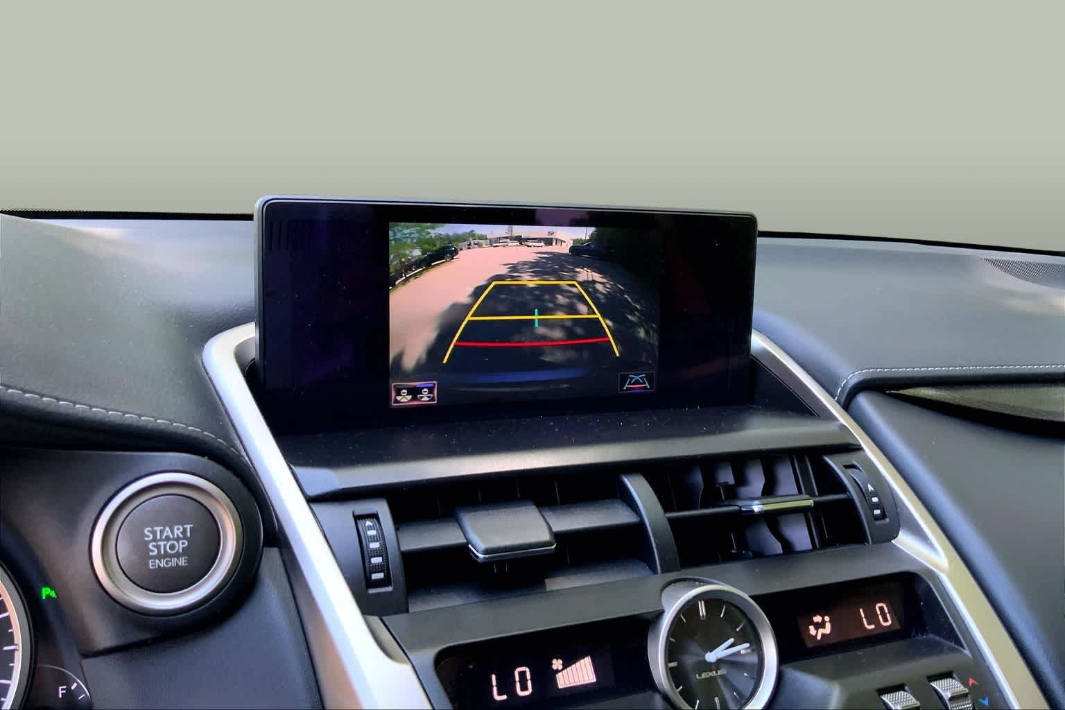2021 Lexus NX 300 - Photo 28