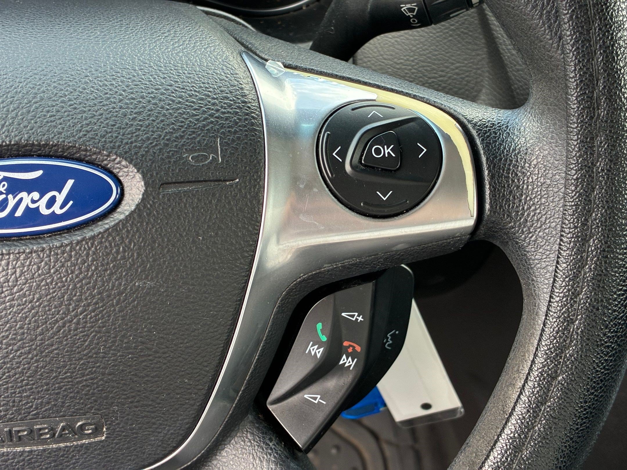 Used 2012 Ingot Silver Ford SE image 19