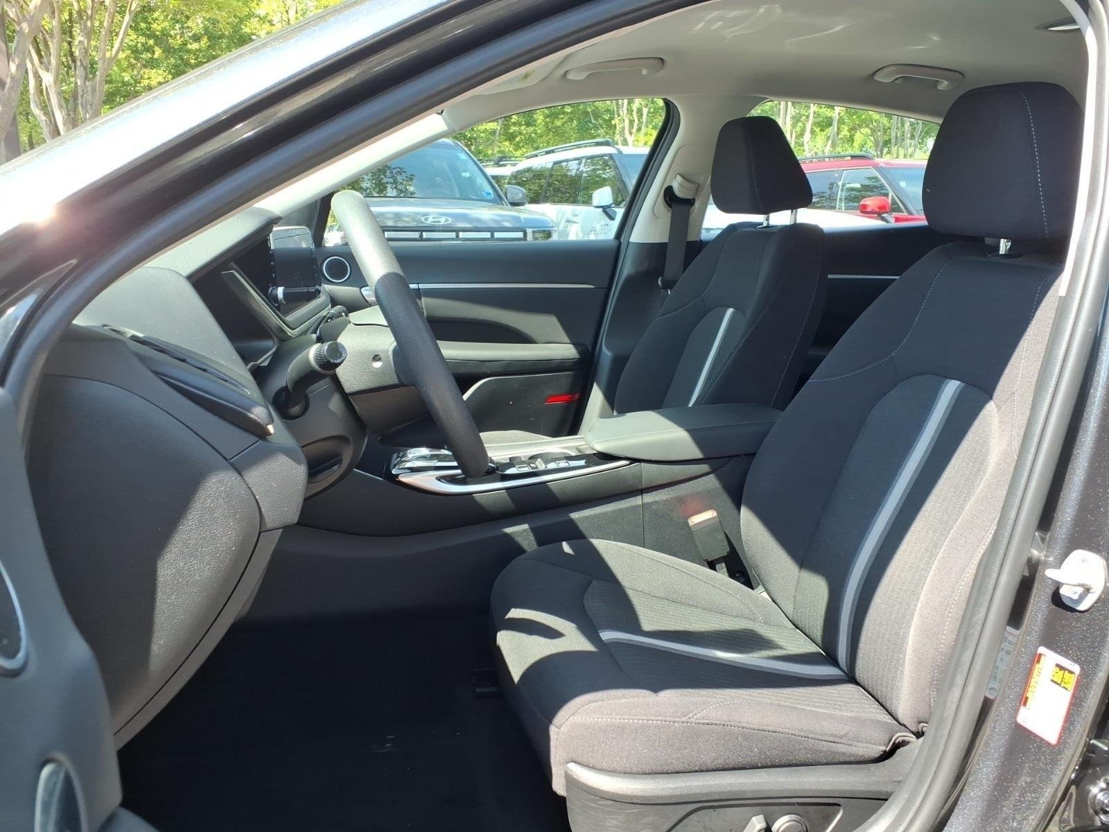 Used 2023 Portofino Gray Hyundai SEL image 12