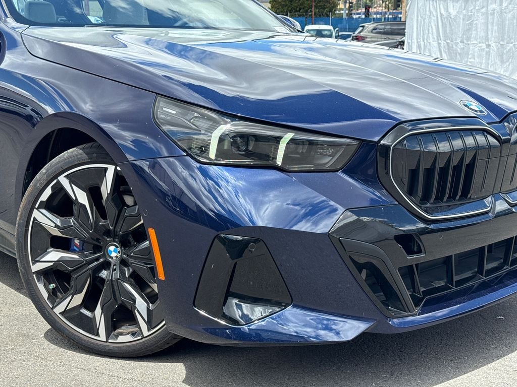 2026 BMW 5 Series 530i - Photo 6