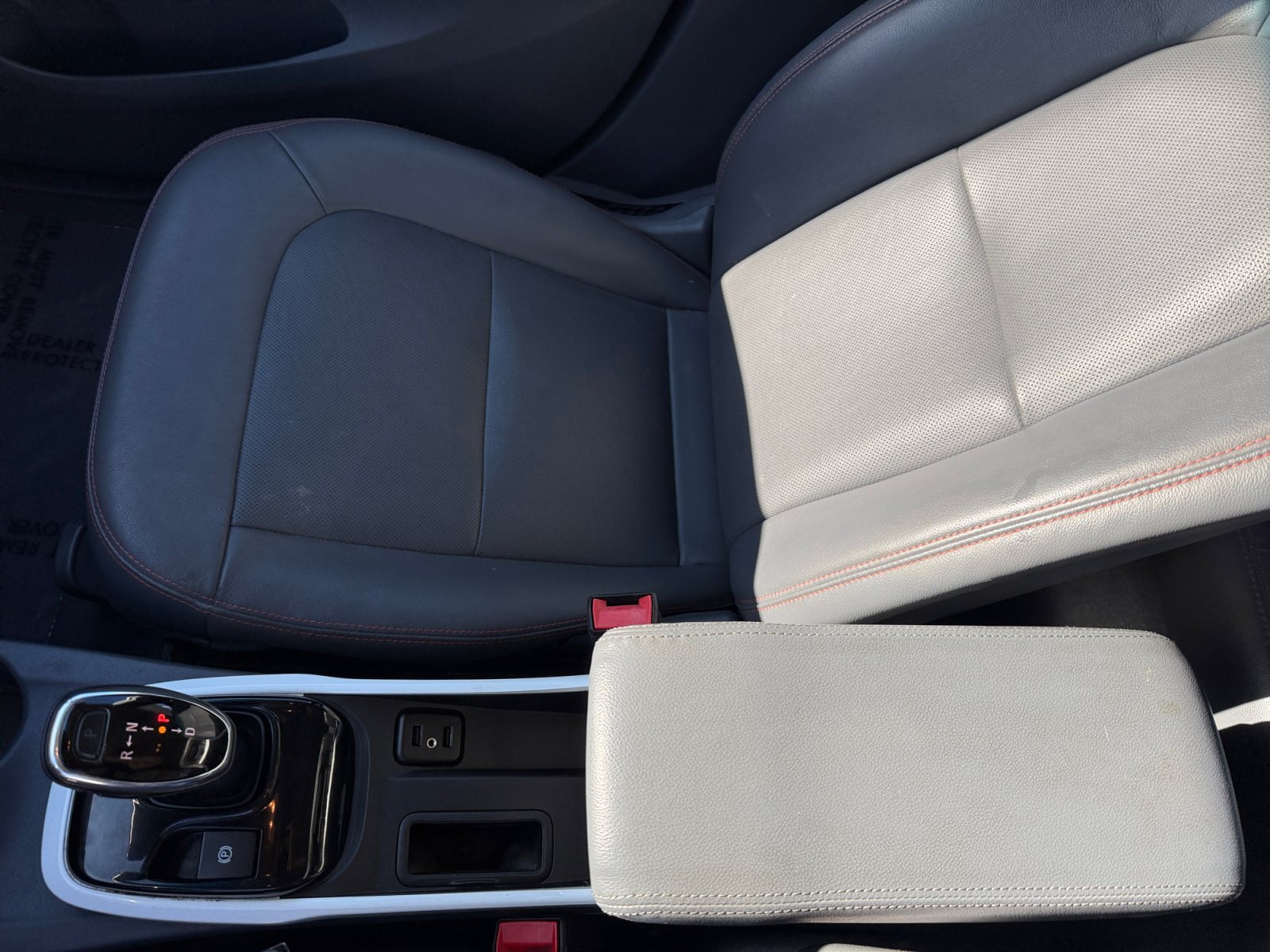 Used 2019 Silver Ice Metallic Chevrolet Premier image 14