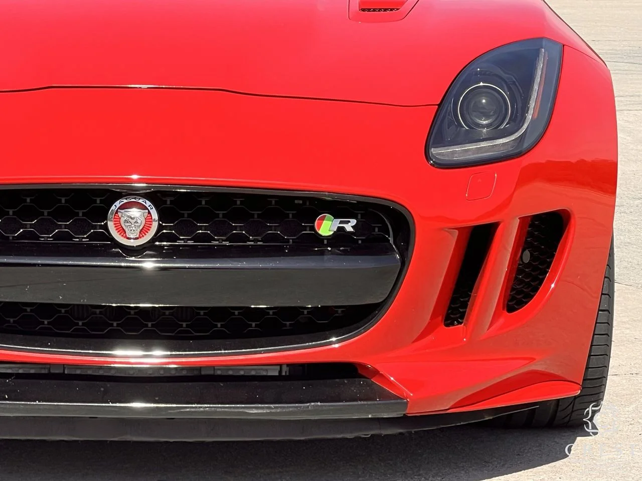 Used 2017 Caldera Red Jaguar R image 8
