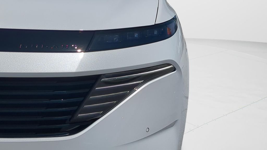 New 2026 Everest White Pearl TriCoat Nissan Platinum image 26