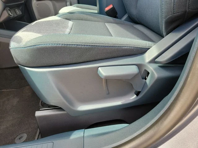 New 2026 Carbonized Gray Metallic Ford XLT image 14