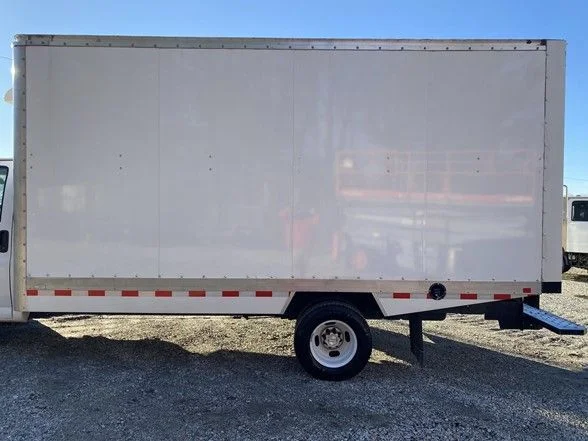 Used 2024 White Chevrolet Work Van image 30