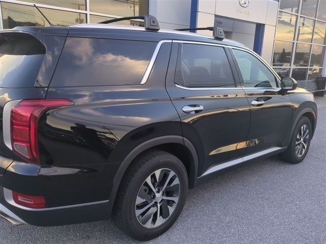 Used 2022 Black Hyundai SEL image 5