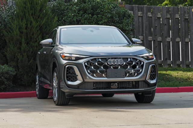 2026 Audi Q5 Sportback Premium