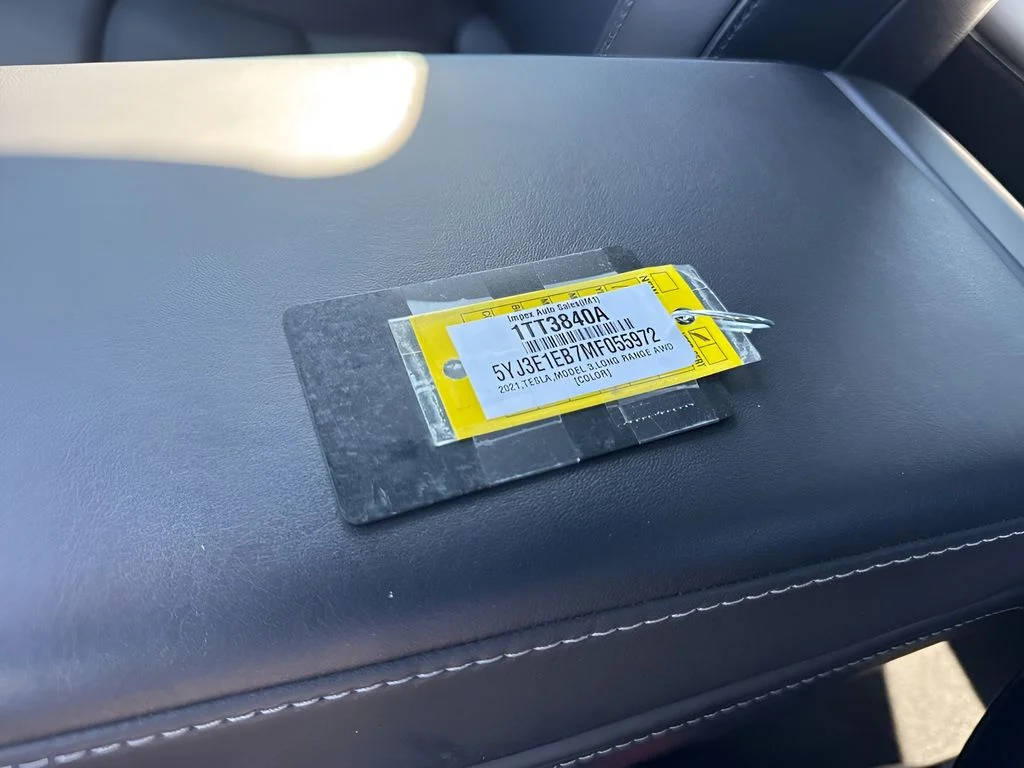 Used 2021  Tesla Long Range image 34