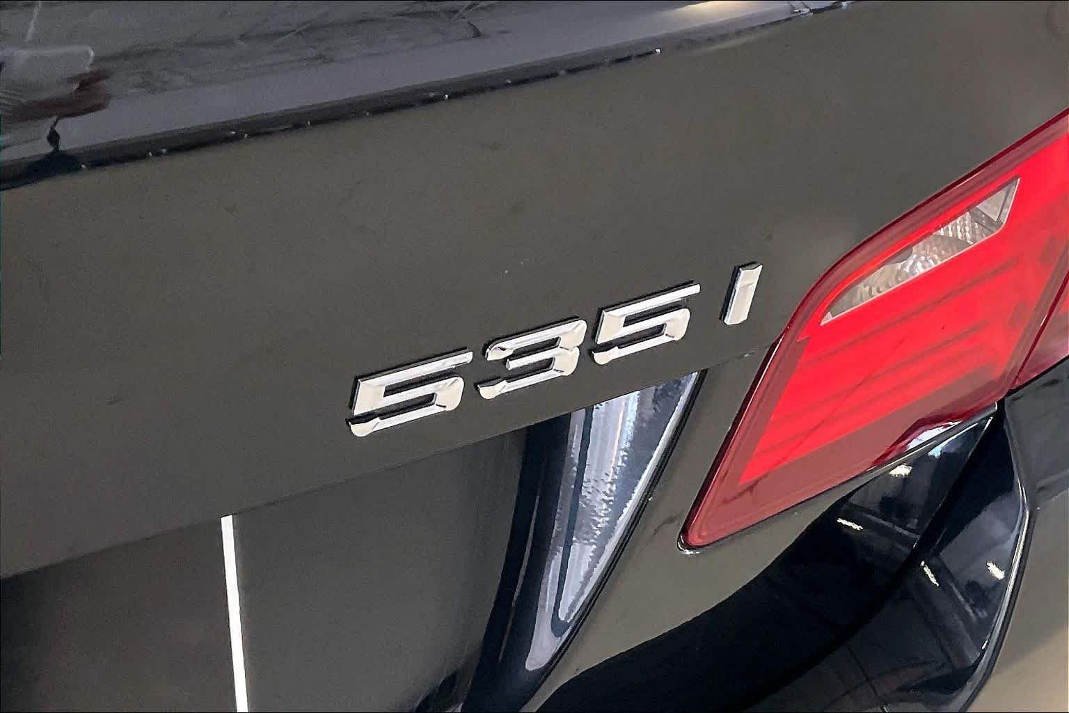 Used 2012 Black Sapphire Metallic BMW 535i xDrive image 30